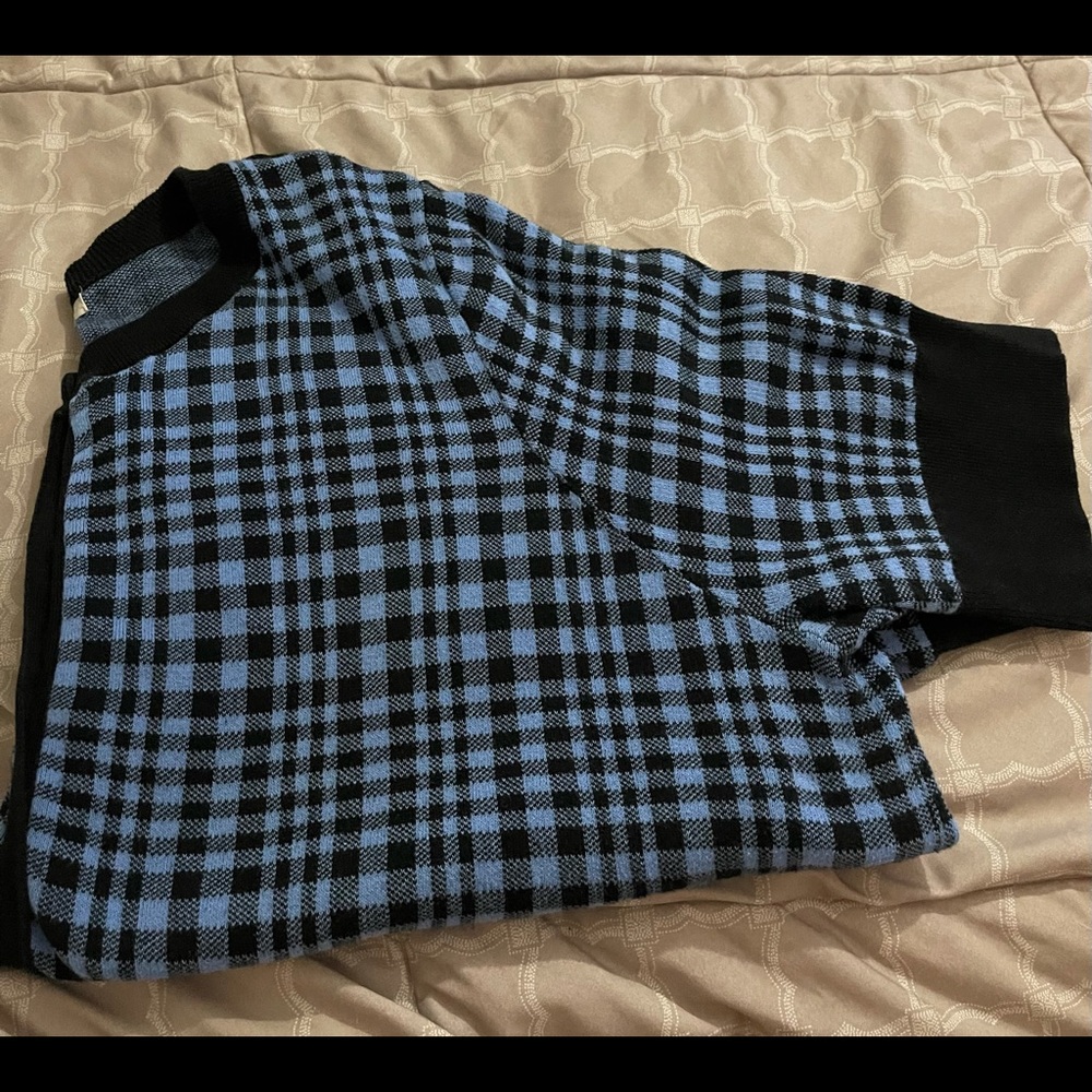 Checkered Cardigan - Picture 8 of 10